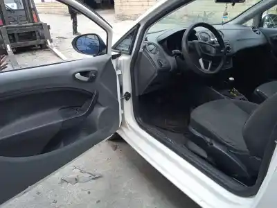 Veículo de Sucata seat ibiza iv sc (6j1, 6p5) 1.2 do ano 2010 alimentado cgpb