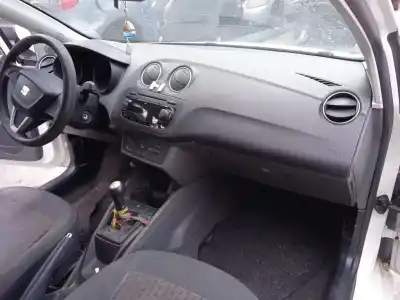 Veículo de Sucata seat ibiza iv sc (6j1, 6p5) 1.2 do ano 2010 alimentado cgpb