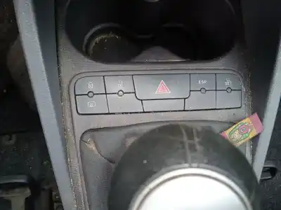 Veículo de Sucata seat ibiza iv sc (6j1, 6p5) 1.2 do ano 2010 alimentado cgpb