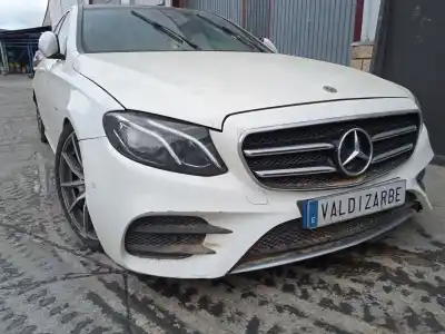 Veículo de Sucata mercedes-benz clase e (w213) e 200 (213.080) do ano 2020 alimentado 264920