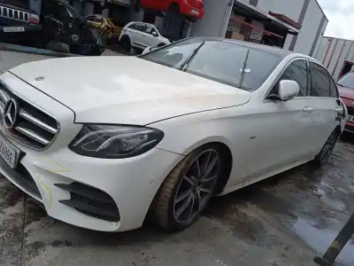 Veículo de Sucata mercedes-benz clase e (w213) e 200 (213.080) do ano 2020 alimentado 264920