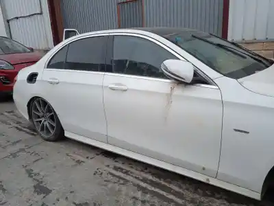 Veículo de Sucata mercedes-benz clase e (w213) e 200 (213.080) do ano 2020 alimentado 264920