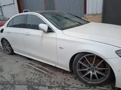 Veículo de Sucata mercedes-benz clase e (w213) e 200 (213.080) do ano 2020 alimentado 264920