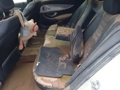 Veículo de Sucata mercedes-benz clase e (w213) e 200 (213.080) do ano 2020 alimentado 264920