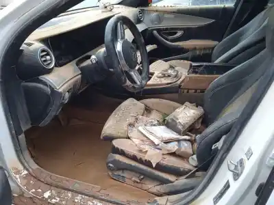 Veículo de Sucata mercedes-benz clase e (w213) e 200 (213.080) do ano 2020 alimentado 264920