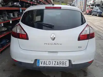 Здавання транспортного засобу renault megane iii fastback (bz0/1_, b3_) 1.2 tce (bz2b, bz11) року 2015 потужний h5f400