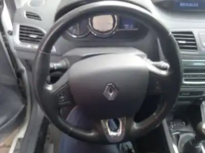 Здавання транспортного засобу renault megane iii fastback (bz0/1_, b3_) 1.2 tce (bz2b, bz11) року 2015 потужний h5f400