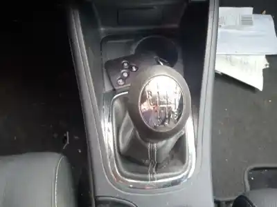 Здавання транспортного засобу renault megane iii fastback (bz0/1_, b3_) 1.2 tce (bz2b, bz11) року 2015 потужний h5f400