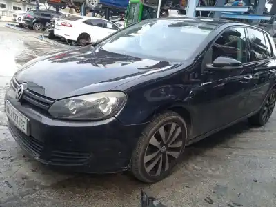 Veicolo di demolizione volkswagen golf vi (5k1) 2.0 tdi dell'anno 2008 alimentato cbdc
