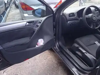 Veicolo di demolizione volkswagen golf vi (5k1) 2.0 tdi dell'anno 2008 alimentato cbdc