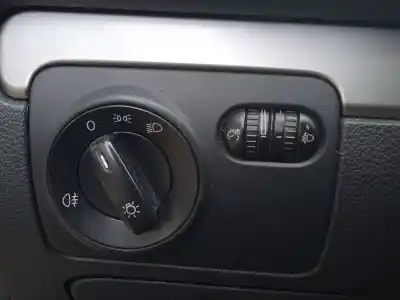 Veicolo di demolizione volkswagen golf vi (5k1) 2.0 tdi dell'anno 2008 alimentato cbdc