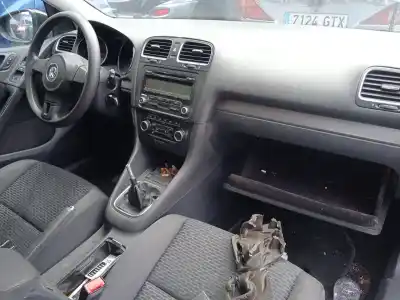 Veicolo di demolizione volkswagen golf vi (5k1) 2.0 tdi dell'anno 2008 alimentato cbdc