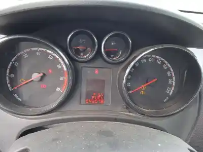 Veículo de Sucata opel meriva b monospace (s10) 1.4 lpg (75) do ano 2014 alimentado b14nel