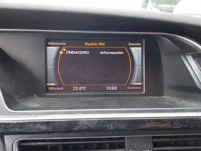 Scrapping Vehicle audi a4 b8 avant (8k5) 3.0 tdi quattro of the year 2015 powered ckvc