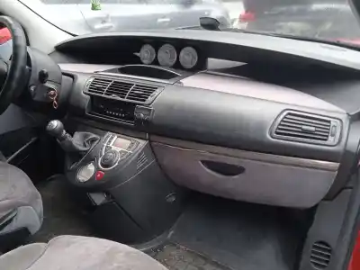 Vehicul casat citroen c8 (ea_, eb_) 2.0 hdi al anului 2007 alimentat rhk