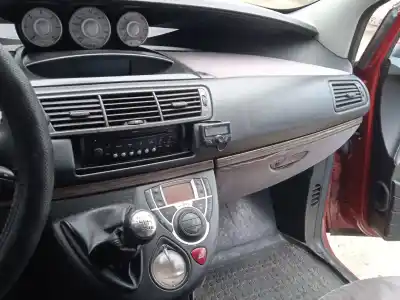 Vehicul casat citroen c8 (ea_, eb_) 2.0 hdi al anului 2007 alimentat rhk