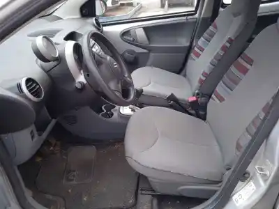 Veículo de Sucata citroen c1 (pm_, pn_) 1.0 do ano 2010 alimentado 1kr