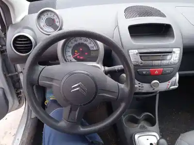 Veículo de Sucata citroen c1 (pm_, pn_) 1.0 do ano 2010 alimentado 1kr