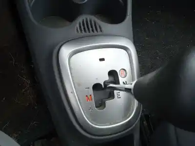 Veículo de Sucata citroen c1 (pm_, pn_) 1.0 do ano 2010 alimentado 1kr