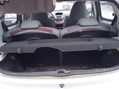 Veículo de Sucata citroen c1 (pm_, pn_) 1.0 do ano 2010 alimentado 1kr