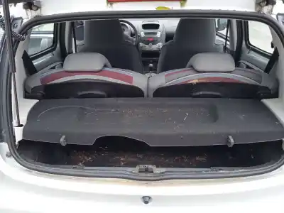 Veículo de Sucata citroen c1 (pm_, pn_) 1.0 do ano 2010 alimentado 1kr