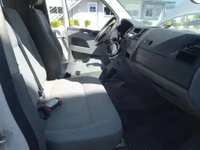 Здавання транспортного засобу volkswagen transporter v furgón (7ha, 7hh, 7ea, 7eh) 1.9 tdi року 2005 потужний axb