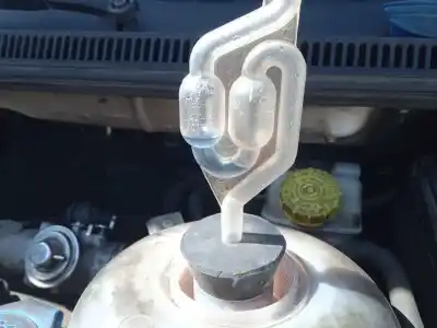 Здавання транспортного засобу volkswagen transporter v furgón (7ha, 7hh, 7ea, 7eh) 1.9 tdi року 2005 потужний axb