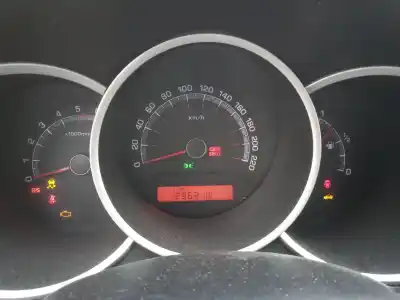 Sloopvoertuig kia venga (yn) 1.6 crdi 128 van het jaar 2010 aangedreven d4fb