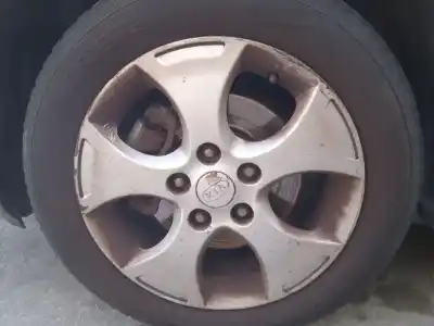 Sloopvoertuig kia venga (yn) 1.6 crdi 128 van het jaar 2010 aangedreven d4fb