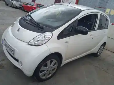 Veículo de Sucata peugeot ion electric do ano 2012 alimentado y4f1