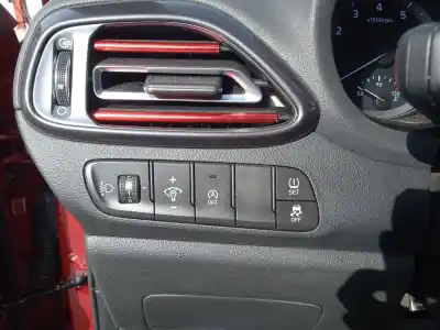 Veículo de Sucata hyundai i30 (pde, pd, pden) 1.0 t-gdi do ano 2022 alimentado g3lf