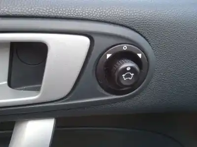Veículo de Sucata ford                                               fiesta vi (cb1, ccn)                                                                                                                                                                                                                                       1.4 tdci                                                                                                                                                                                                                                                   do ano 2012 alimentado kvja