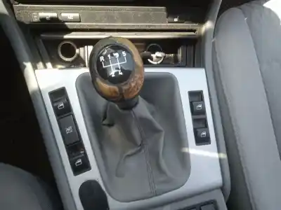 Scrapping Vehicle bmw 3 (e46) 320 d of the year 2001 powered 204d1