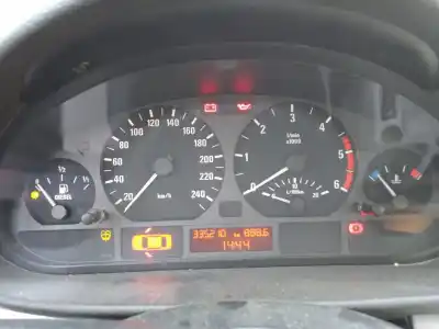 Scrapping Vehicle bmw 3 (e46) 320 d of the year 2001 powered 204d1