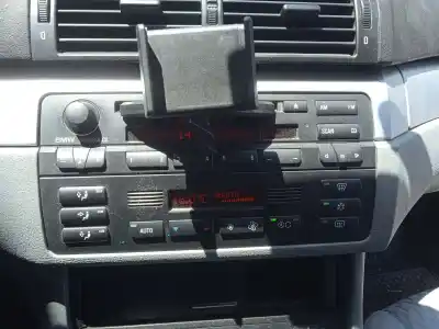 Scrapping Vehicle bmw 3 (e46) 320 d of the year 2001 powered 204d1