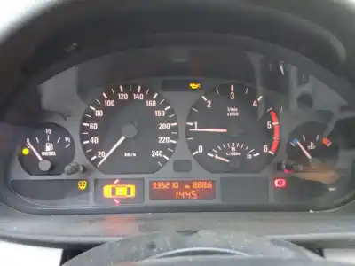 Scrapping Vehicle bmw 3 (e46) 320 d of the year 2001 powered 204d1