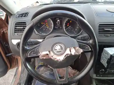 Veículo de Sucata skoda yeti (5l) 1.4 tsi do ano 2014 alimentado caxa