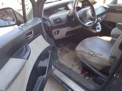 Scrapping Vehicle citroen c8 (ea_, eb_) 2.2 hdi of the year 2009 powered 4ht