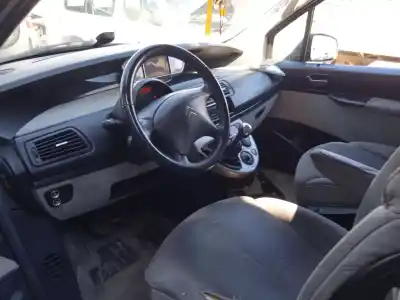 Scrapping Vehicle citroen c8 (ea_, eb_) 2.2 hdi of the year 2009 powered 4ht