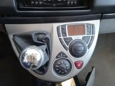 Scrapping Vehicle citroen c8 (ea_, eb_) 2.2 hdi of the year 2009 powered 4ht