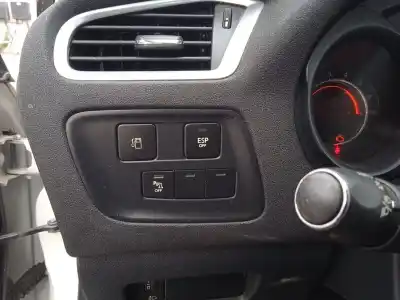 Scrapping Vehicle citroen c4 ii (nc_) 1.6 hdi 90 of the year 2012 powered 9hp