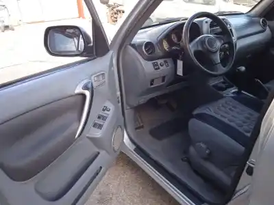 Veículo de Sucata toyota rav 4 ii (_a2_) 2.0 4wd (aca21, aca20) do ano 2000 alimentado 1az-fe