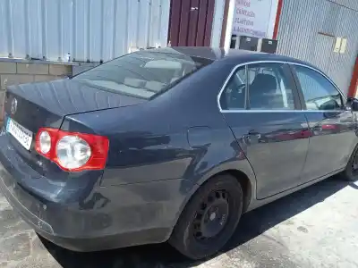 Scrapping Vehicle volkswagen jetta iii (1k2) 1.6 fsi of the year 2007 powered blf