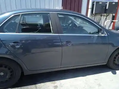 Scrapping Vehicle volkswagen jetta iii (1k2) 1.6 fsi of the year 2007 powered blf