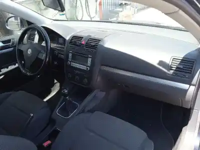 Scrapping Vehicle volkswagen jetta iii (1k2) 1.6 fsi of the year 2007 powered blf