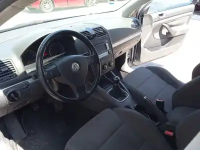 Scrapping Vehicle volkswagen jetta iii (1k2) 1.6 fsi of the year 2007 powered blf