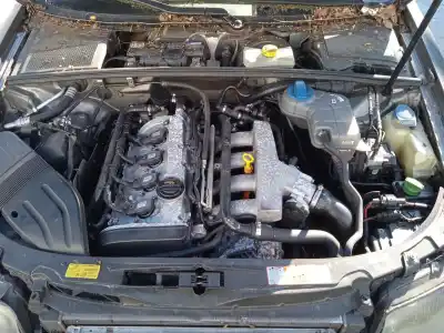 Здавання транспортного засобу audi a4 b7 (8ec) 1.8 t року 2004 потужний bfb
