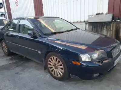 Scrapping Vehicle VOLVO S80 I (184) D5 of the year 2003 powered D5244T