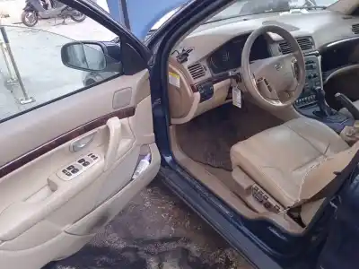 Scrapping Vehicle volvo s80 i (184) d5 of the year 2003 powered d5244t