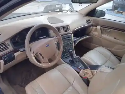 Scrapping Vehicle volvo s80 i (184) d5 of the year 2003 powered d5244t